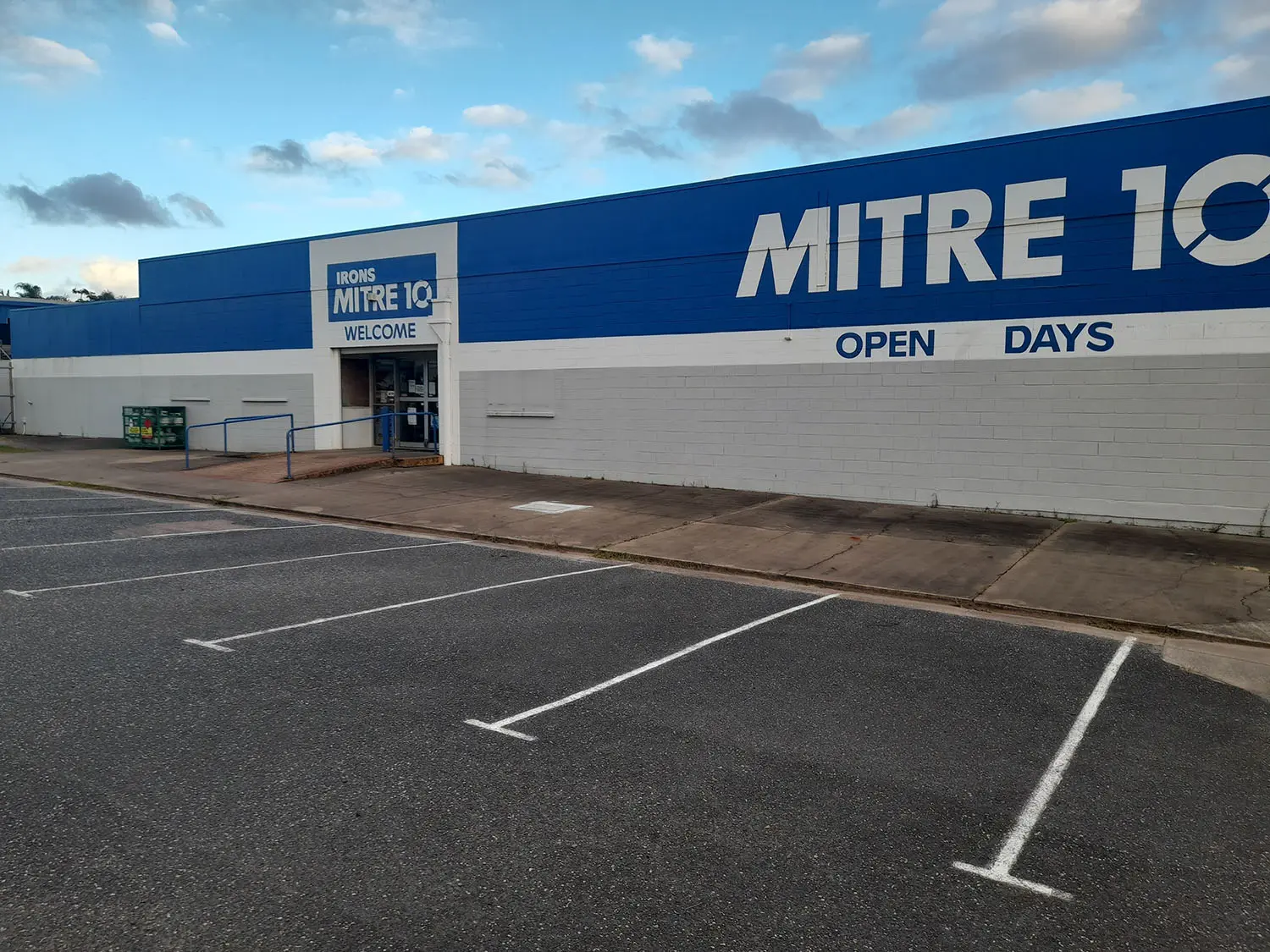 Finch’s Mitre 10 6 woodmans irons mitre10